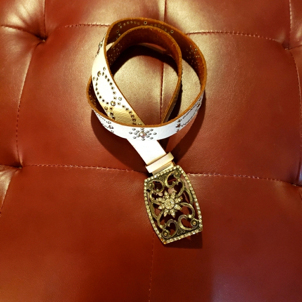 Hyde Wh Hyde leather bling belt. Large. Good Cond